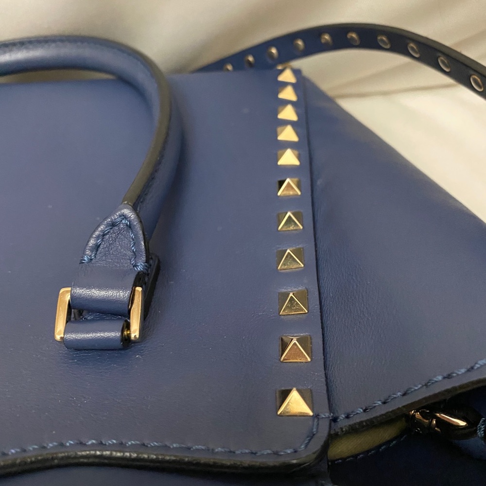 Valentino Garavani Medium Rockstud Bag - Picture 5 of 6